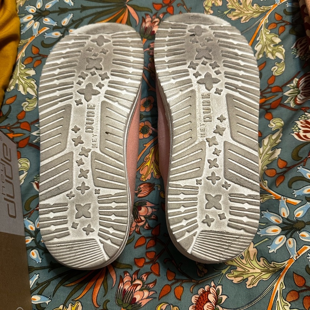 Hey Dude Women’s Wendy Guava Shoes - Picture 9 of 9